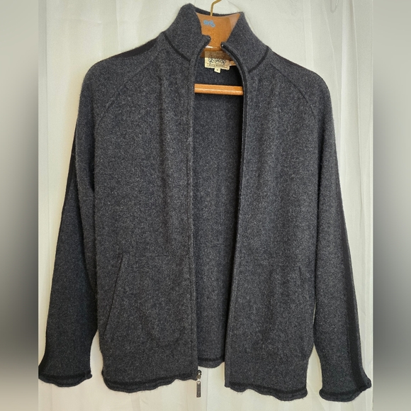 Men's Gray 100% Cashmere Juicy Couture Elegant Sweater - Picture 1 of 16
